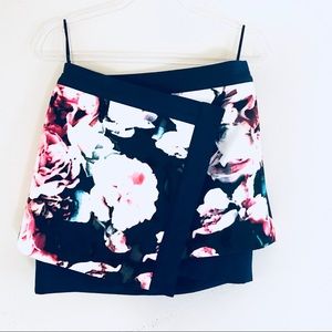 FINDERS KEEPERS Floral tear it down skirt